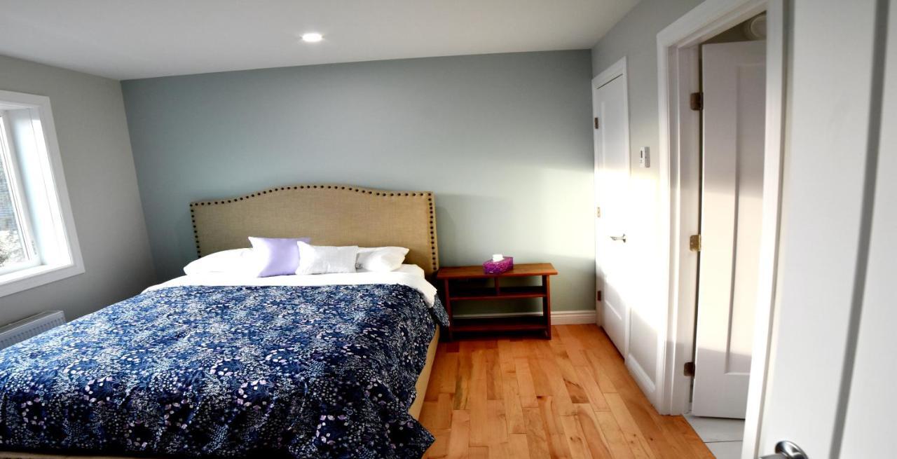 Aurora Guest House Йелоунайф Екстериор снимка