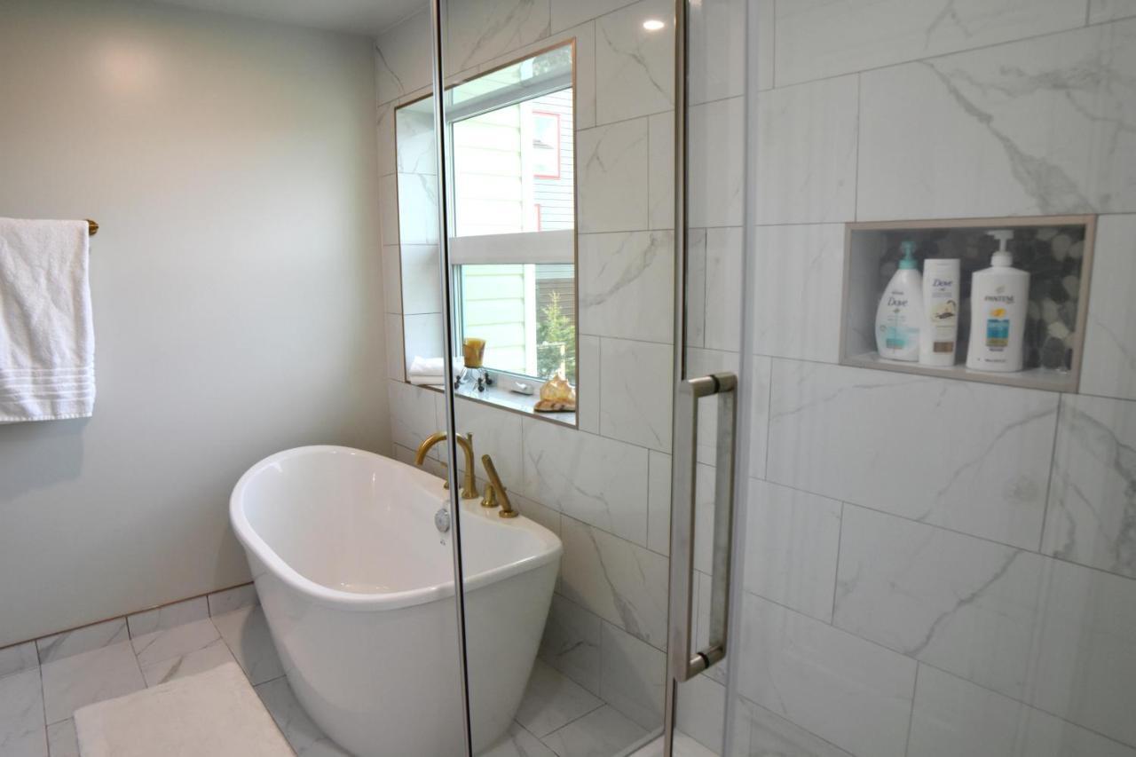Aurora Guest House Йелоунайф Екстериор снимка