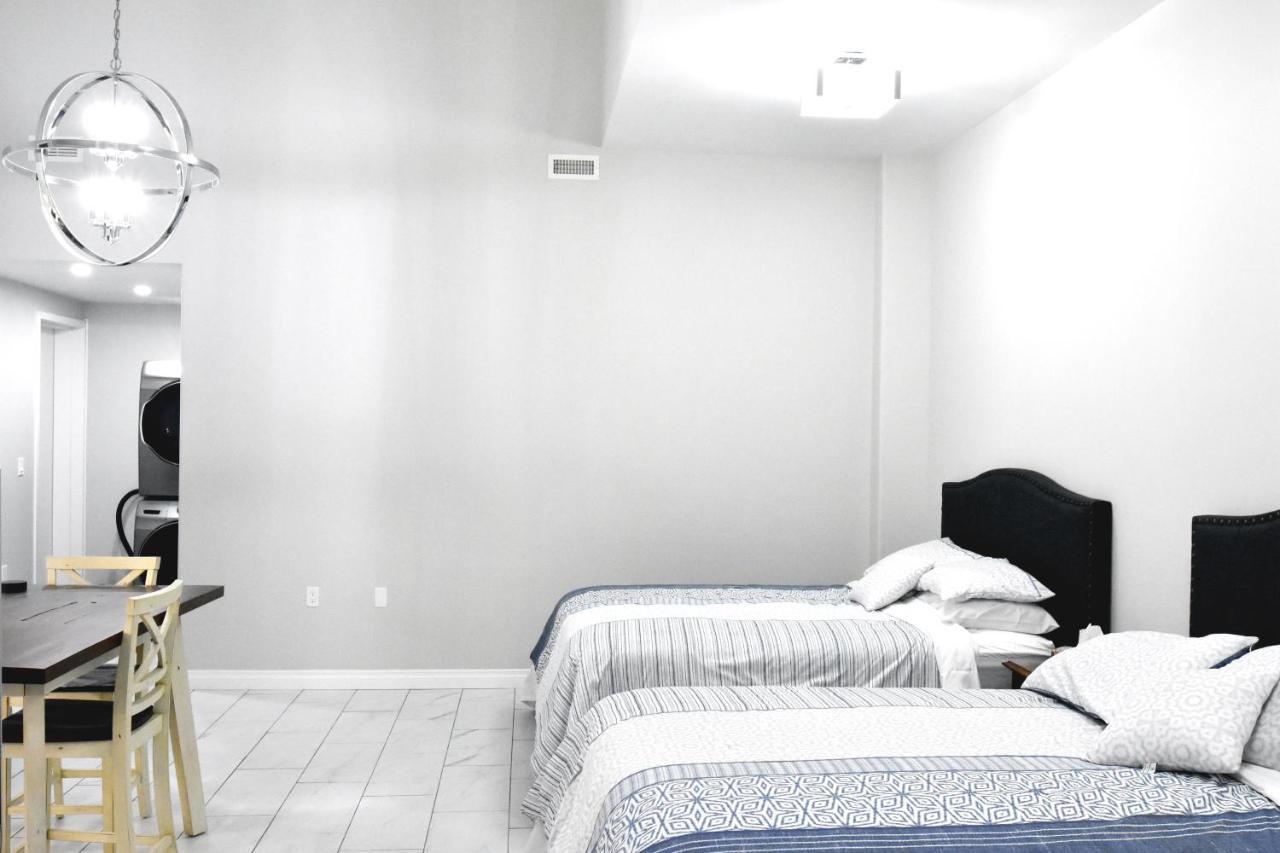 Aurora Guest House Йелоунайф Екстериор снимка
